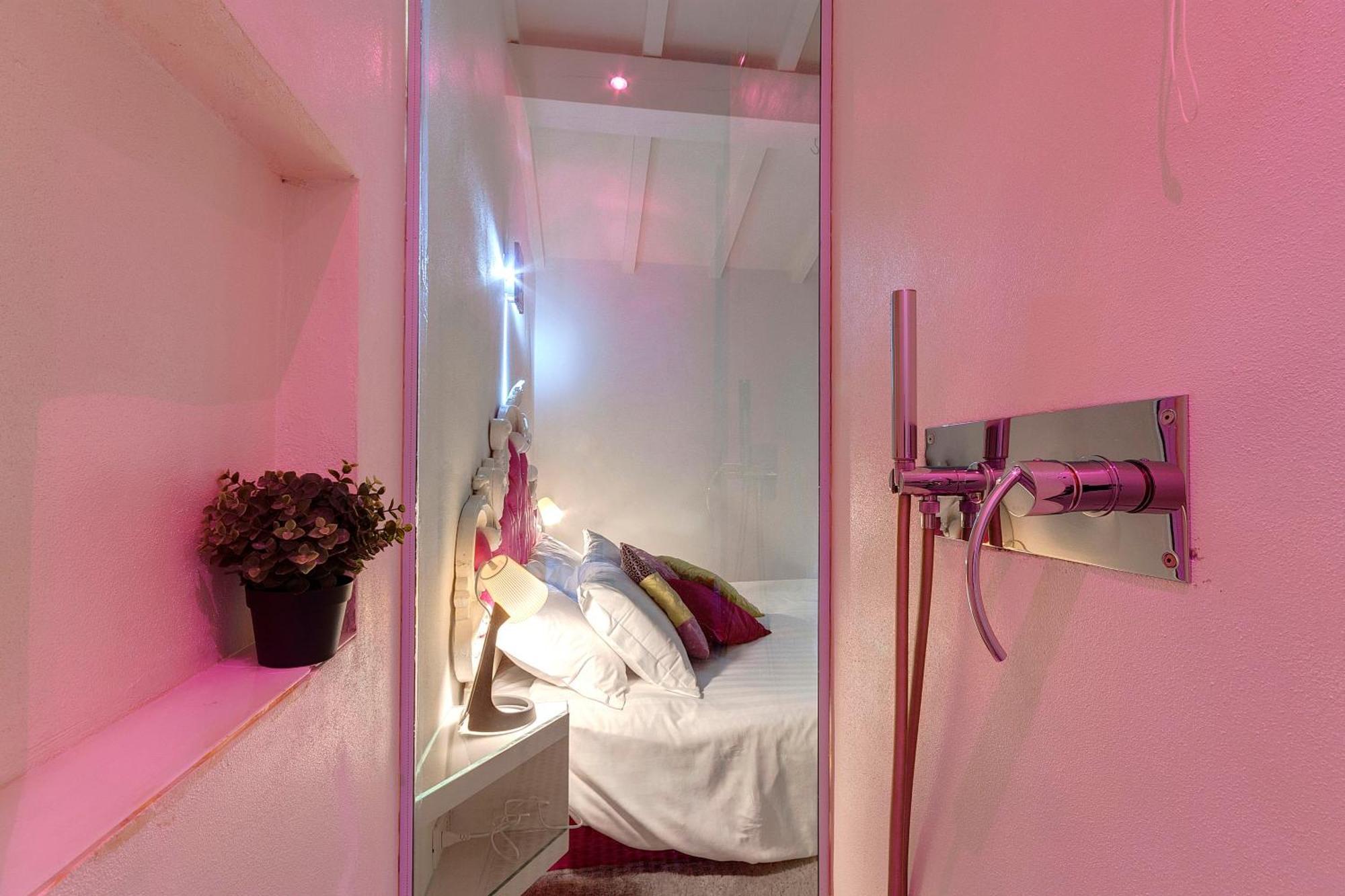 Victor Apartment By Mamo Florence Luaran gambar