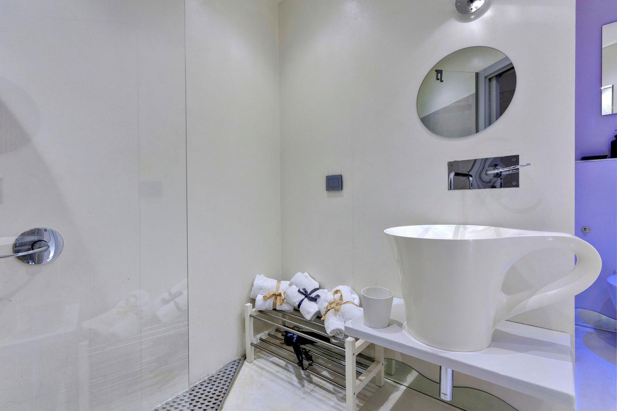 Victor Apartment By Mamo Florence Luaran gambar