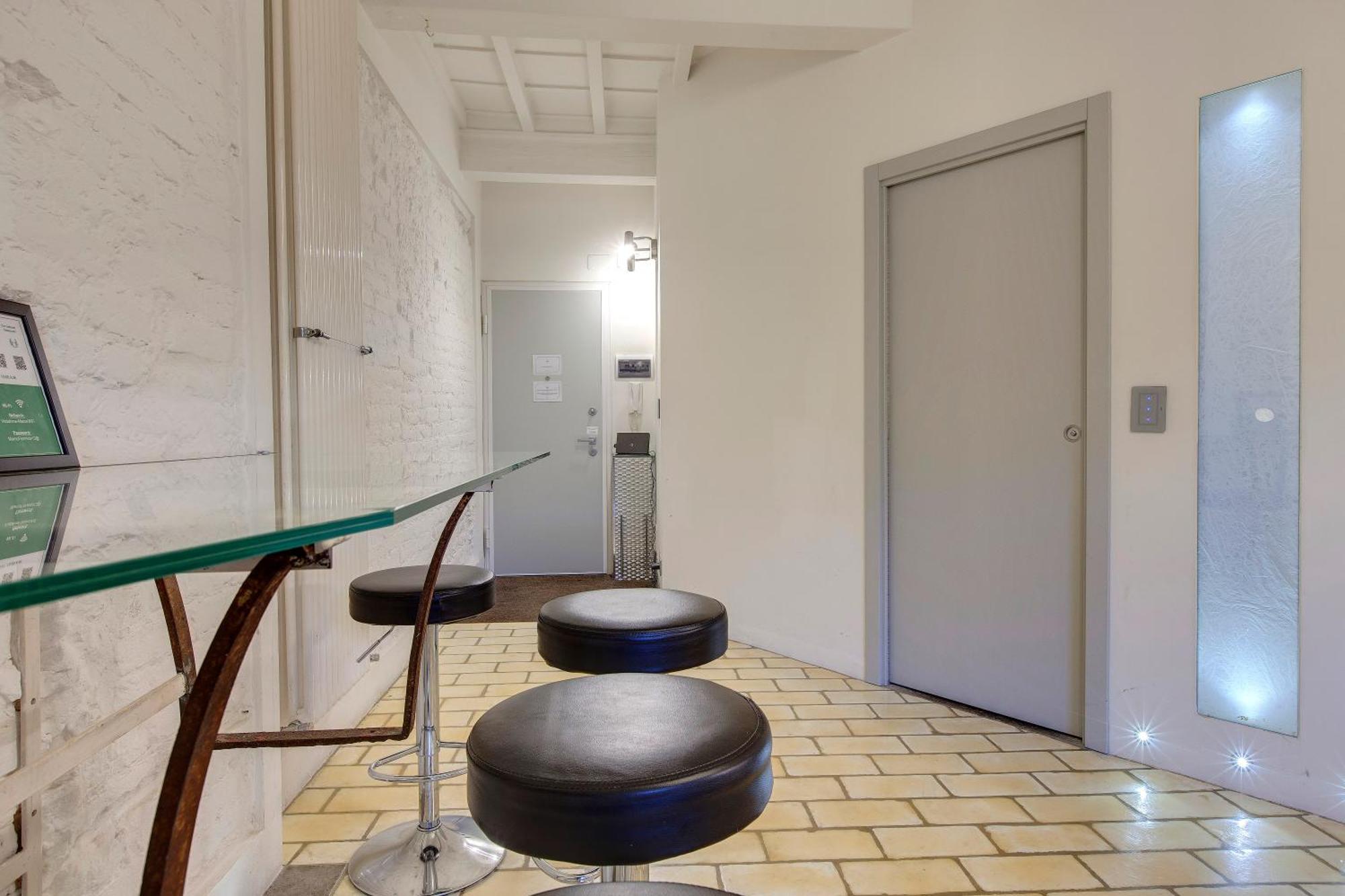 Victor Apartment By Mamo Florence Luaran gambar